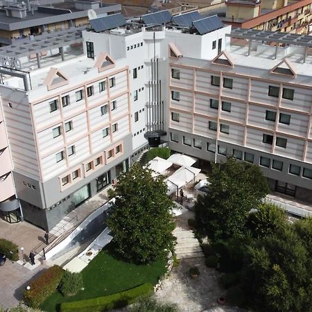 Hotel Svevo Gioia Del Colle Bagian luar foto