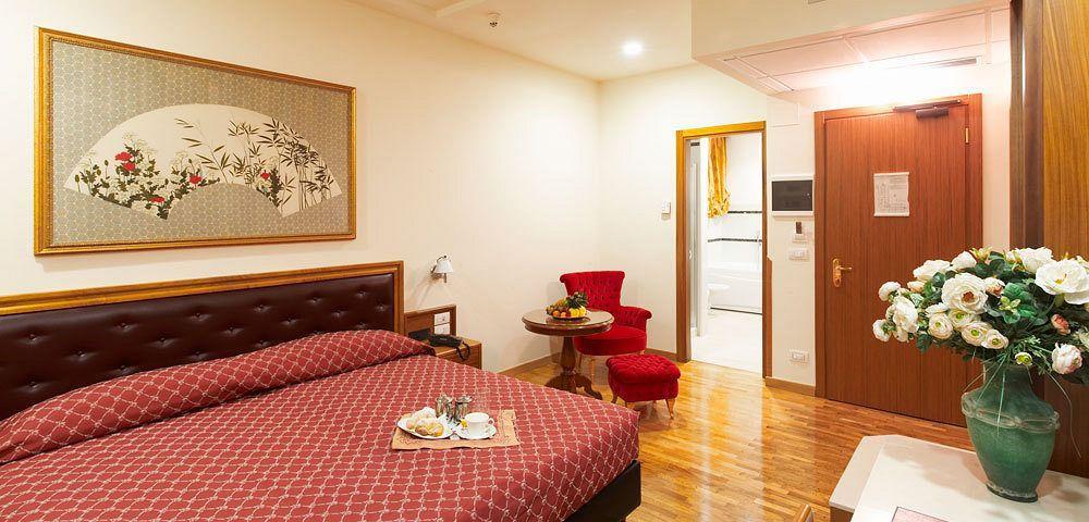 Hotel Svevo Gioia Del Colle Bagian luar foto