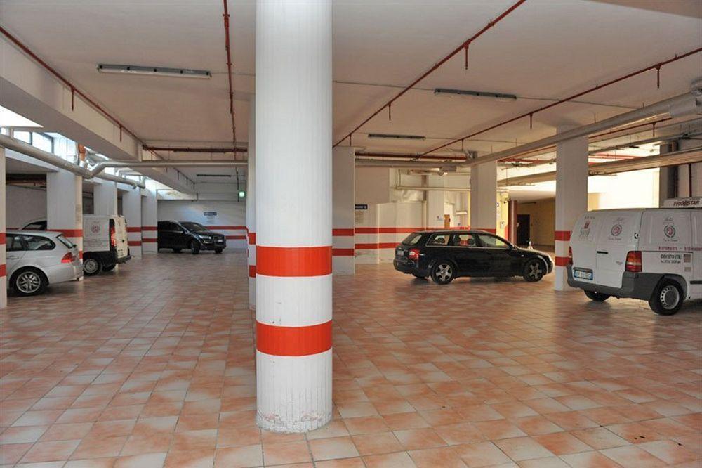 Hotel Svevo Gioia Del Colle Bagian luar foto