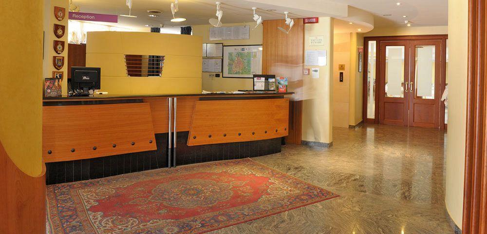 Hotel Svevo Gioia Del Colle Bagian luar foto