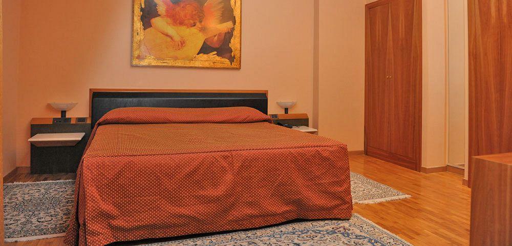 Hotel Svevo Gioia Del Colle Bagian luar foto