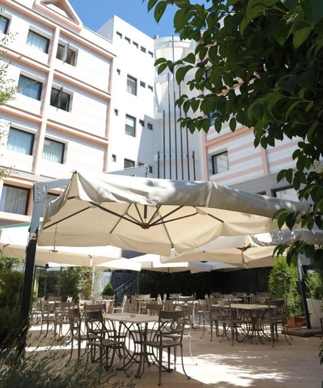 Hotel Svevo Gioia Del Colle Bagian luar foto